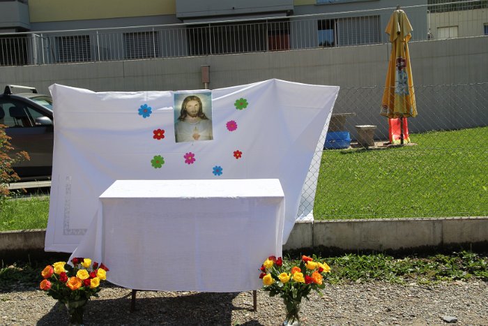 CORPUS DOMINI 143